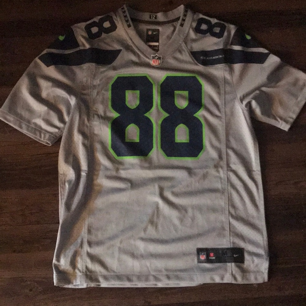 Jimmy Graham Authentic Stitched Seahawks jersey